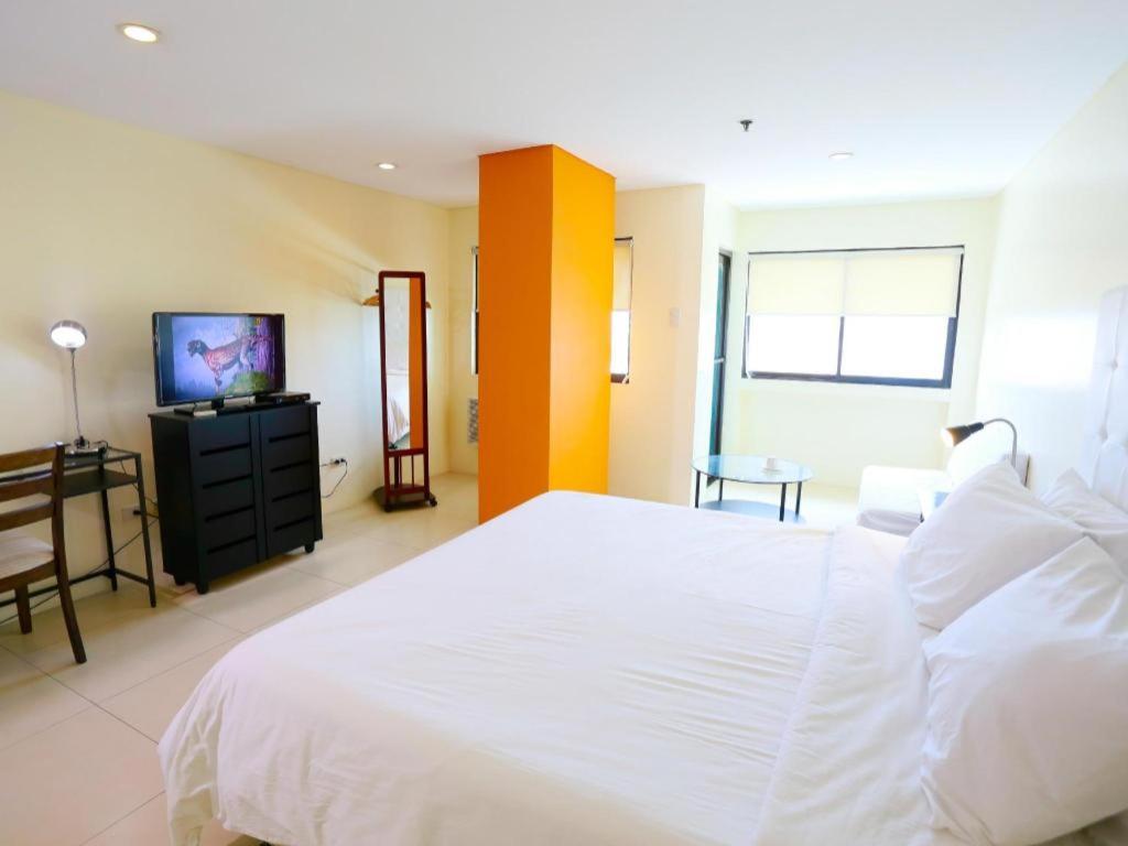 The Victor Hotel Makati City Zewnętrze zdjęcie